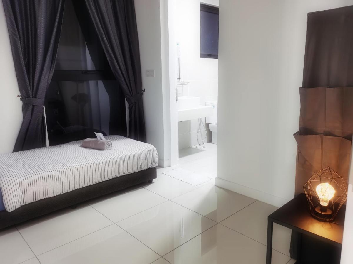 เลอ พาวิเลียน ปูจง บาย ไวด์เบด Apartment กัวลาลัมเปอร์ ภายนอก รูปภาพ