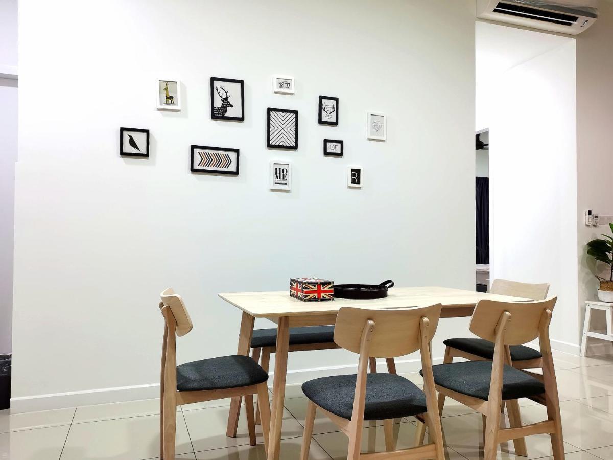เลอ พาวิเลียน ปูจง บาย ไวด์เบด Apartment กัวลาลัมเปอร์ ภายนอก รูปภาพ