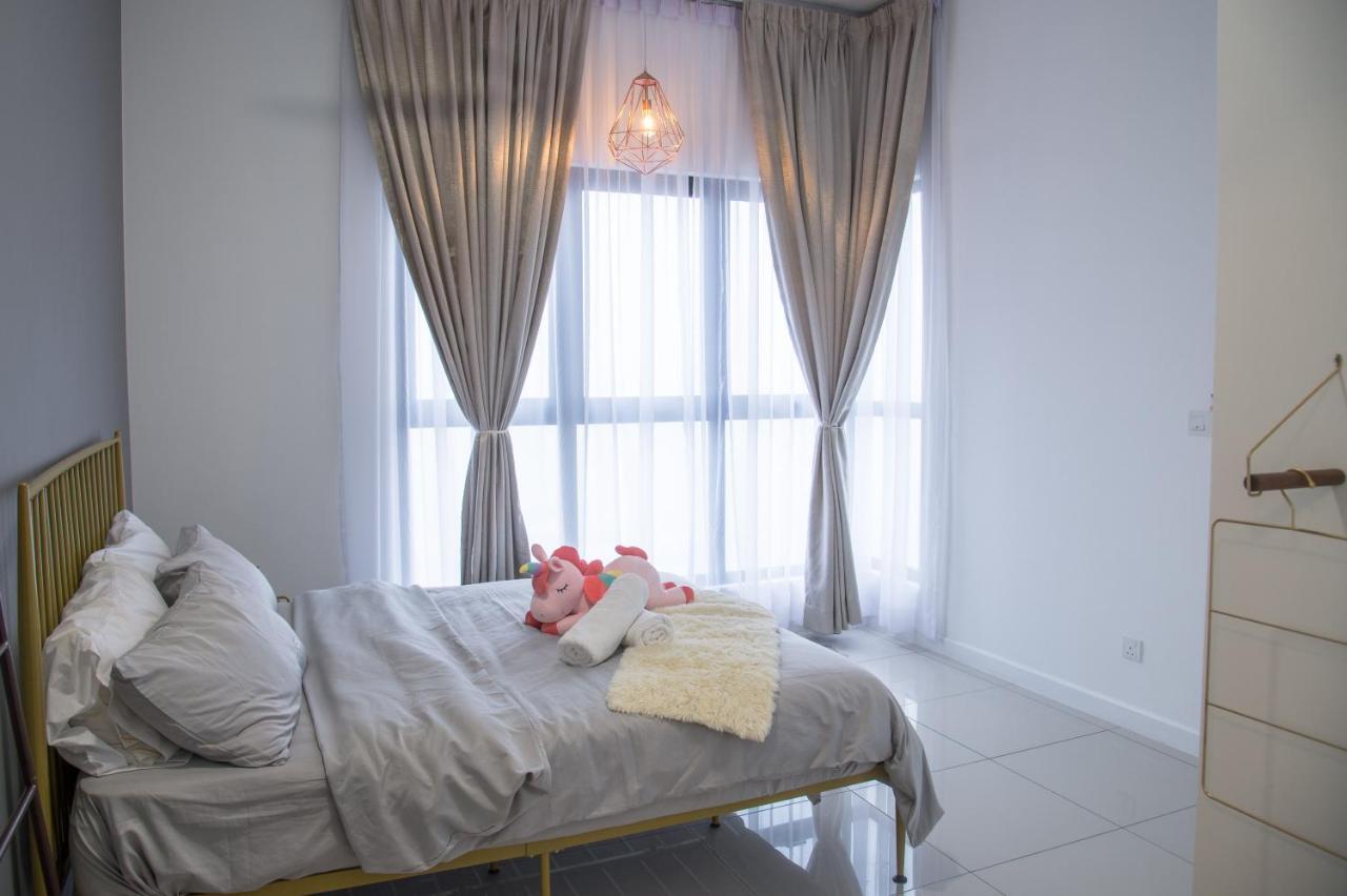 เลอ พาวิเลียน ปูจง บาย ไวด์เบด Apartment กัวลาลัมเปอร์ ภายนอก รูปภาพ